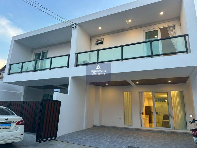 *ทาวน์โฮมปล่อยเช่า ใกล้บิ๊กซี พัทยากลาง