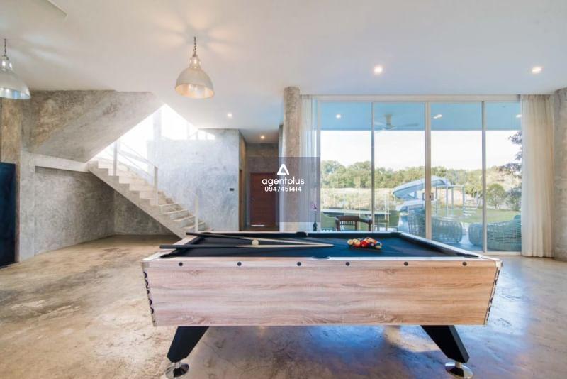 ให้เช่า พูลวิลล่า หรู ทำธุรกิจรายวันได้ 4 ห้องนอน 5 ห้องน้ำ ใน ฟีนิกซ์ โกลด์ กอล์ฟ แอนด์ คันทรีคลับ ห้วยใหญ่ พ้ทยา