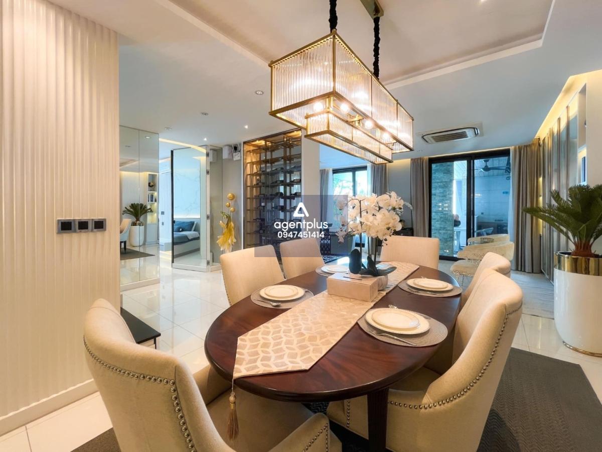 ขายบ้านหรู Luxury ในหมู่บ้านภัททาไพร์ม หลังมุม บ้านใหม่ตกแต่งสวยงาม หรูหรา บ้านสวยพร้อมเข้าอยู่ ราคาพิเศษ