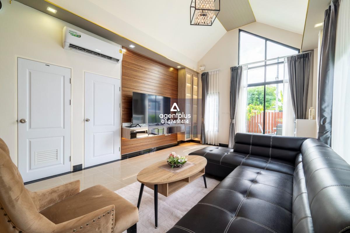 *ขายบ้านเดี่ยวสภาพใหม่ ซอยสยามคันทรี่คลับ สภาพใหม่มาก ชลบุรี