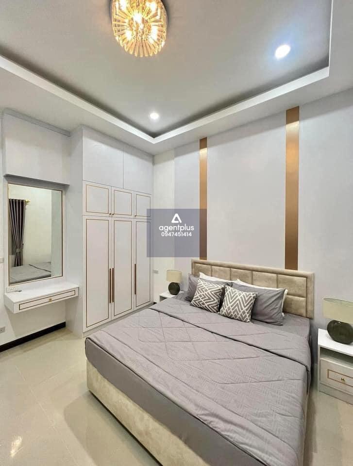 * บ้านสวยคุณภาพพรี่เมี่ยมาก ตกแต่งครบ  ยกกระเป๋าเข้าได้เลย  ซอย ถนน พรประภานิมิตร (ซอย สยามคันทรีคลับ) พัทยา