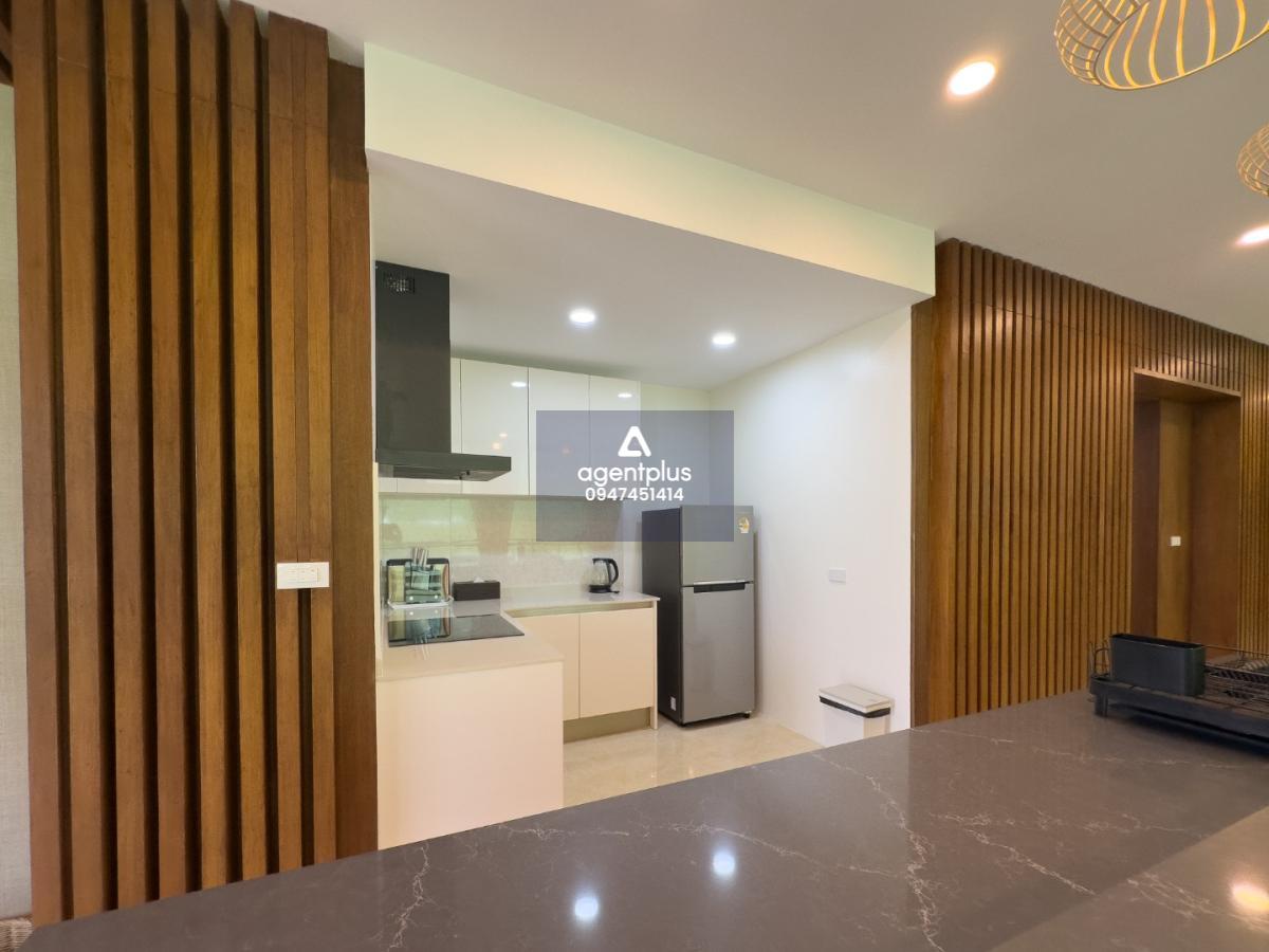 วิลล่าหรูให้เช่า 2 ห้องนอน ห้องใหญ่ สวย ทำเลดี บรรยากาศเยี่ยม บางเสร่ ไฮท์ พัทยา