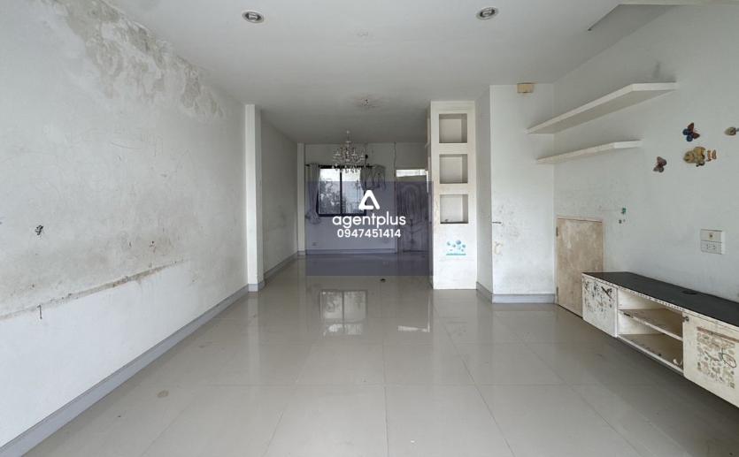 ขาย ทาวน์เฮ้าส์ ภัททาทาวน์ เดินทางสะดวกสบายตั้งอยู่ไม่ไกลจากตัวเมืองพัทยา