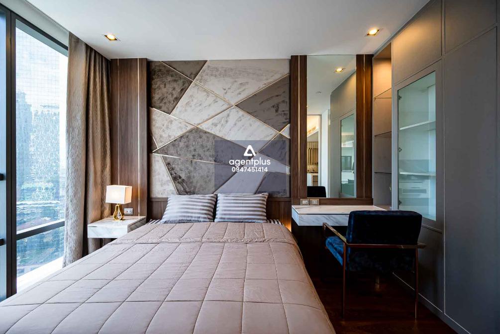 ขายคอนโดหรู เดอะ แบงค็อค สาทร  พร้อมอยู่ ทำเลดีใจกลางเมือง