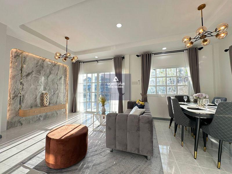 *บ้านเดี่ยวซอยเขาตาโล#พร้อมเฟอร์ครบบิวอิน หมู่บ้านเอกมงคลวิลเลจ ราคา 4,500,000 บาท  2ห้องนอน 2 ห้องน้ำ เนื้อที่ 51ตารางวา ค่าโอนค่าภาษี 50:50