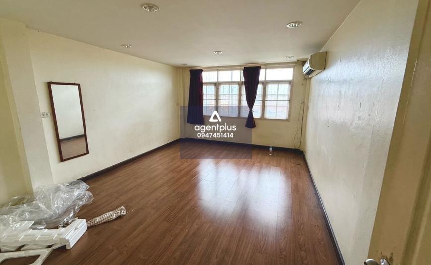 ขาย โกดังพร้อมสำนักงาน รีโนเวทใหม่ ในซอยเพชรเกษม