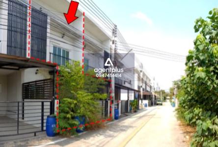 ทาวน์เฮ้าส์สไตล์โมเดิร์น ราคาคุ้ม โครงการโมเดิร์นเพลส  ฟังก์ชันครบ พร้อมเข้าอยู่