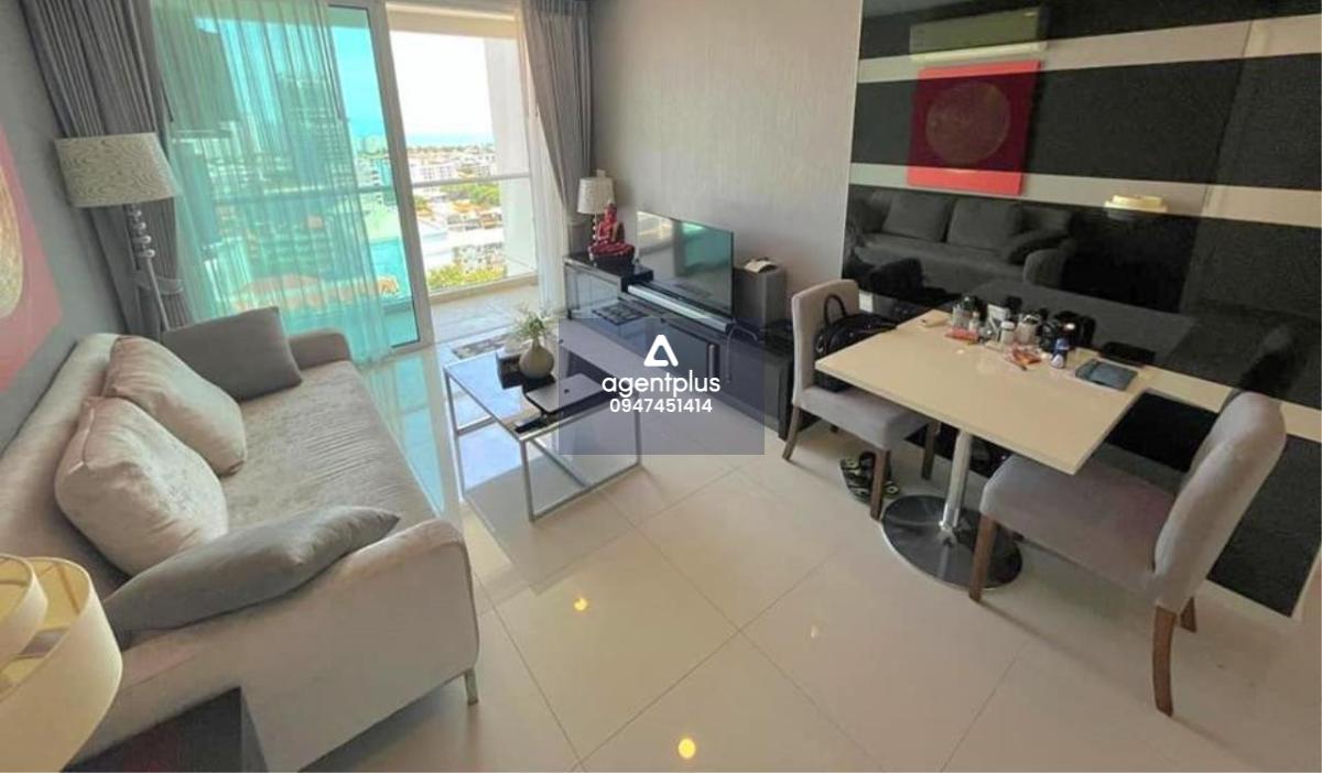 This hilltop condominium is for sale and it comes at the price of 2,950,000฿. 1 Bedroom & 1 Bathroom 47 square meters floor area size Fully furnished & fitted. Ready to move in. Company ownership Condo features: Great balcony view of the sea, the city and
