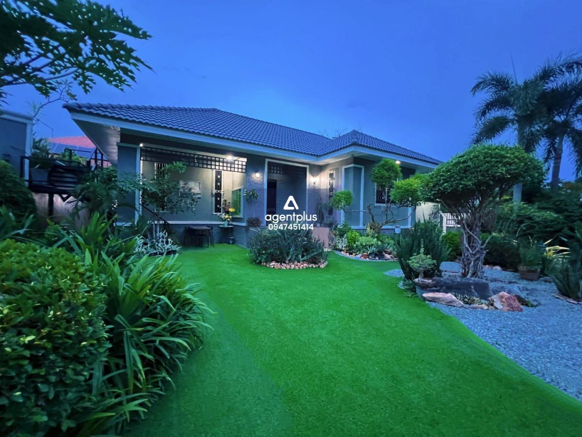 ขายบ้านหลังใหญ่ 2 หลัง บ้านสภาพดี พร้อมเข้าอยู่ได้เลย พัทยา