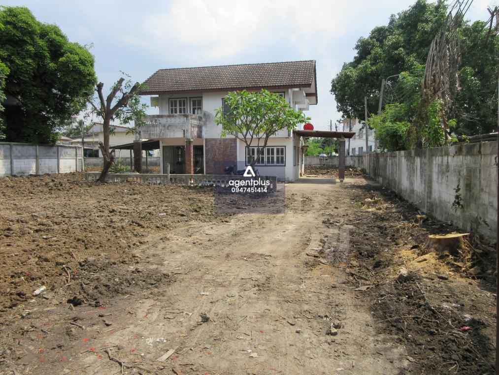 ขายบ้านเดี่ยว 2 ชั้น ซอยชัยพฤกษ์ 13 ตลิ่งชัน การคมนาคมสะดวก สาธารณูปโภคครบ ห่างจากถนนบรมราชชนนี 1.8 กม.