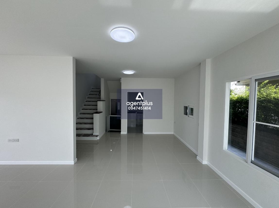 บ้านเดี่ยวทำเลทอง ใกล้พระราม 2 — สราญสิริ ท่าข้าม-พระราม 2 บ้านหลังใหญ่ ฟังก์ชันครบ เหมาะสำหรับครอบครัวที่ต้องการความเป็นส่วนตัว พร้อมเข้าอยู่ทันที!