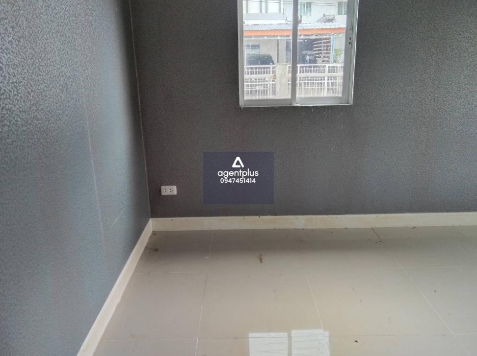 บ้านเดี่ยว โครงการไลโอนอฟ ปลวกแดง ซอย 22 หมู่ที่ 4 ถนนสายปลวกแดง - ห้วยปราบ ทำเลดีใกล้ถนนหมายเลข 3191 (มาบตาพุด-อ่างเก็บน้ำหนองปลาไหล)