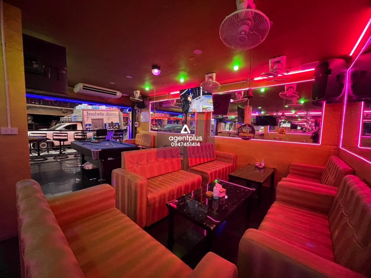 #บาร์ 4 ชั้นทำเลทองซอย 6 เซ้งด่วน พร้อมดำเนินกิจการทันที! 