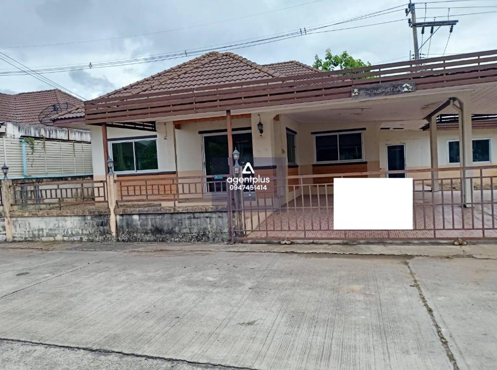 สมาร์ทแลนด์ กรีนพาร์ค บ้านเดี่ยวชั้นเดียว ทำเลโครงการติดถนนปลวกแดง-ห้วยปราบ(รย.3013) เป็นโครงการขนาดใหญ่ เดินทางเข้า-ออกสะดวก