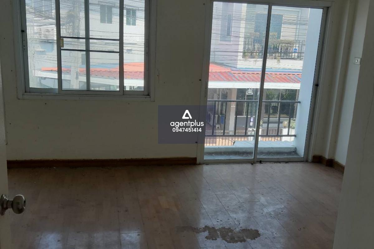 ขายทาวน์เฮ้าส์ 2 ชั้น โครงการ ดิไอดอล 4 นาป่า ชลบุรี