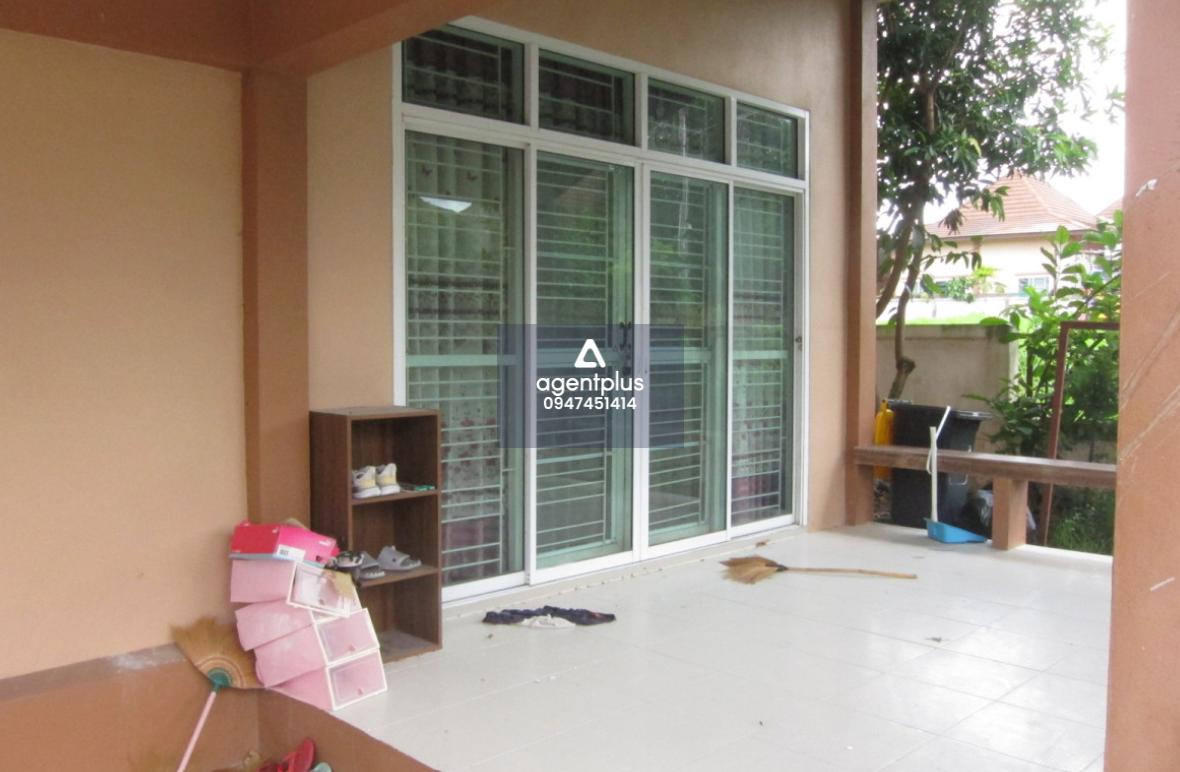 ขายบ้านเดียวชั้นเดียว โครงการปันสุข ถนนสายปลวกแดง – ห้วยปราบสะพานสี่ 2 ห้องนอน 1 ห้องน้ำ ในราคา 2.5 ล้านบาท ใกล้โรงเรียน แม็คโคร วัดและตลาด