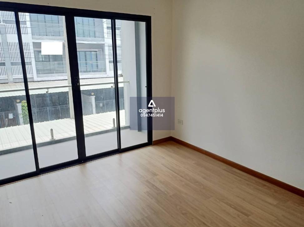 ทาวน์เฮ้าส์ 3 ชั้น โครงการ 365 เอสเคป ปรับปรุงใหม่ ทำเลดีโครงการตั้งติดซอยมาบแอ่น