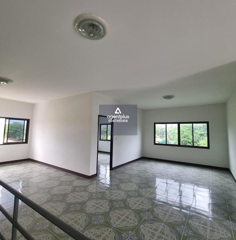 ขายอาคารพาณิชย์ 2.5 ชั้น 2 คูหา กาญจนา แพร่ ทำเลดี อยู่ในย่านชุมชน การคมนาคมสะดวก