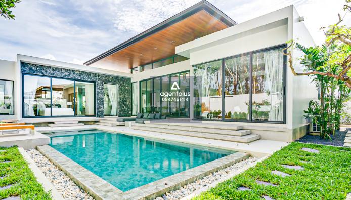 ขายพูลวิลล่าหรู สไตล์โมเดิร์น พร้อมสระว่ายน้ำส่วนตัว ทำเลเงียบสงบ ใกล้สิ่งอำนวยความสะดวก