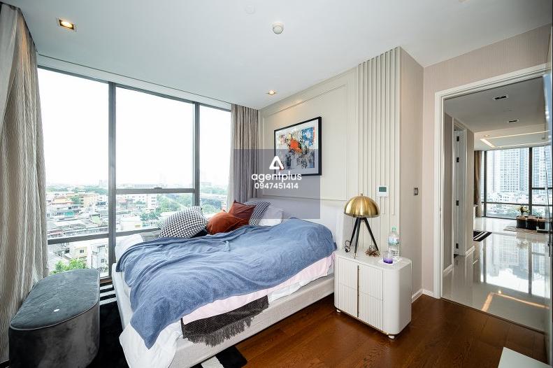 ขายคอนโดหรู เดอะ แบงค็อค สาทร  พร้อมอยู่ ทำเลดีใจกลางเมือง