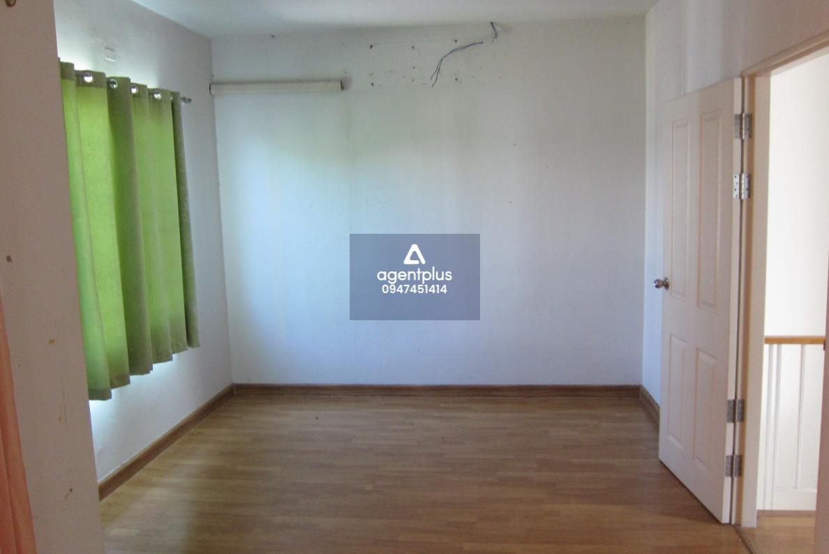 ทาวน์เฮ้าส์ 2 ชั้น หมู่บ้านเดอะคัลเลอร์ (รังสิต-ลำลูกกา)