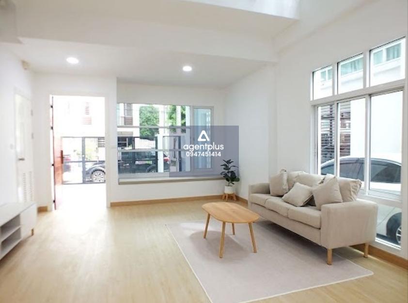 ขาย ทาวน์เฮ้าส์ โครงการ พรีเมี่ยมเพลส นวมินทร์-สุขาภิบาล1