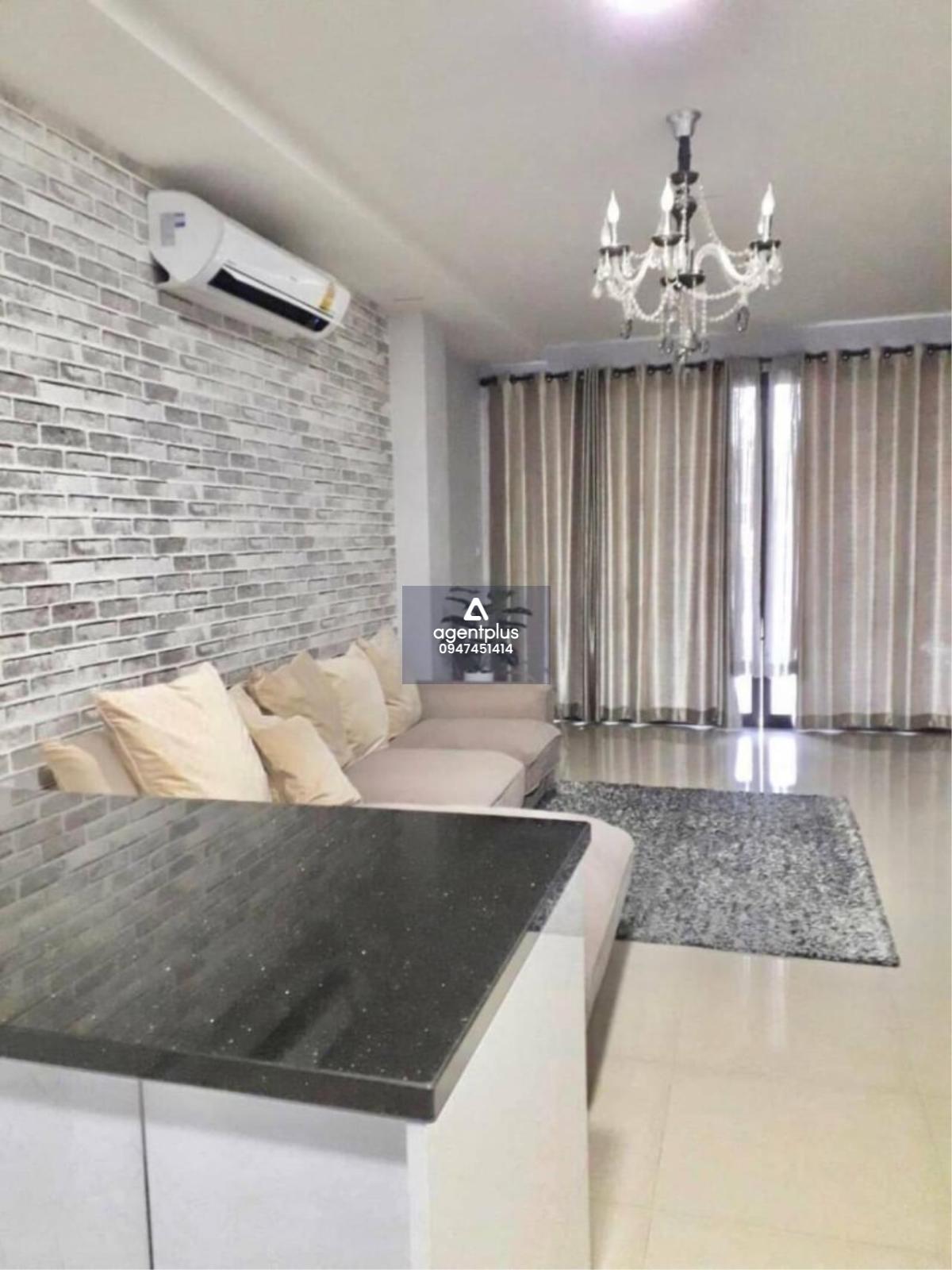 ขายทาวน์โฮม 3 ชั้น พัทยา ชลบุรี