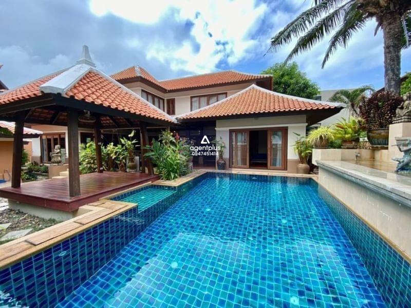 ชาโตเดล ทาบาลี วิลล่า พัทยา 