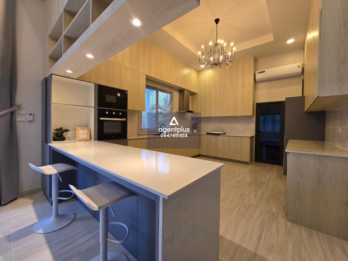 🔥 ด่วน‼️ บ้านรีเซลพูลวิลล่าหรู พร้อมสระว่ายน้ำส่วนตัว 🔥   📍 ทำเล: หนองปรือ ซอย 6 (แยกมิตรกมล – ซอยสยาทันทรีคลับ)