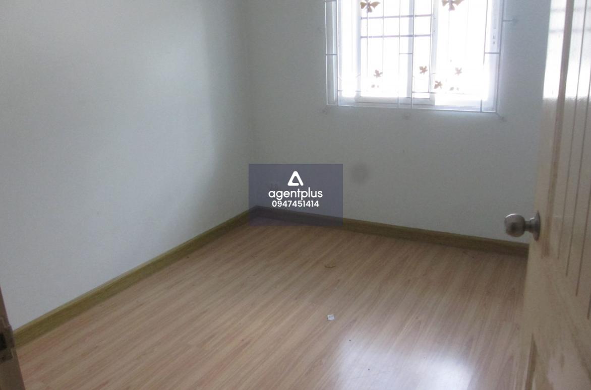 ขายทาวน์เฮ้าส์เปล่า 2 ชั้น หมู่บ้าน โครงการเอพลัสกรีนโฮม ถนนสะพานสี่ – นิคมอีสเทิร์น