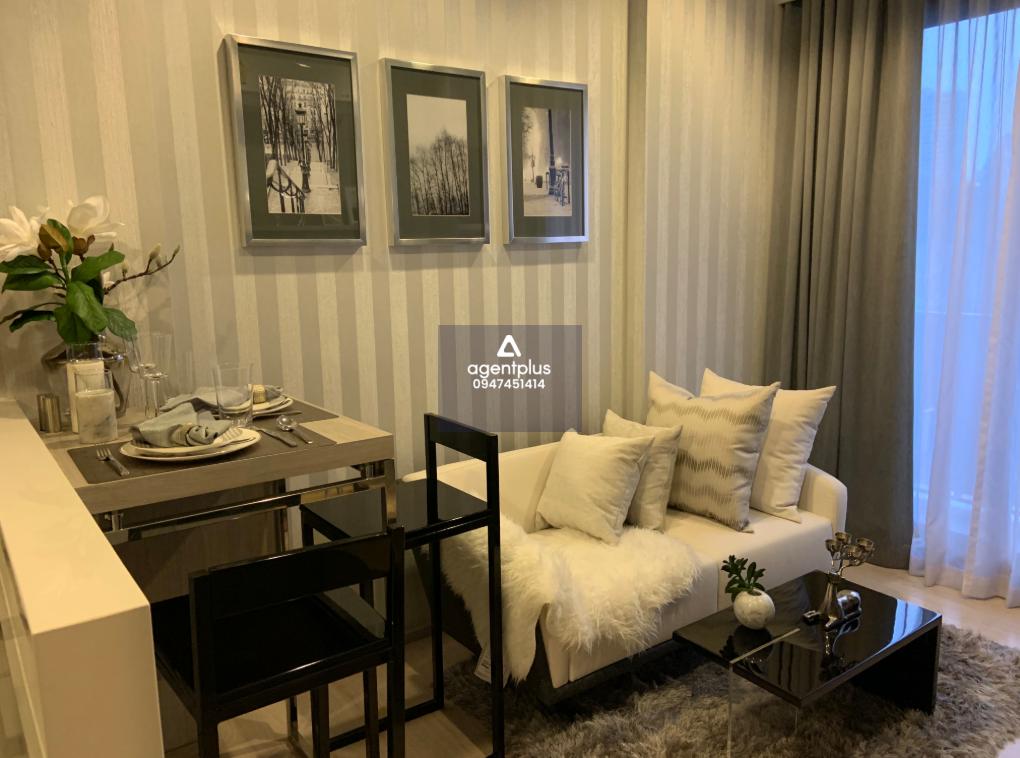 เอ็ม ทองหล่อ เท็น (M Thonglor 10) คอนโดมิเนียมสูงสไตล์โมเดิร์น ซอยเอกมัย 12