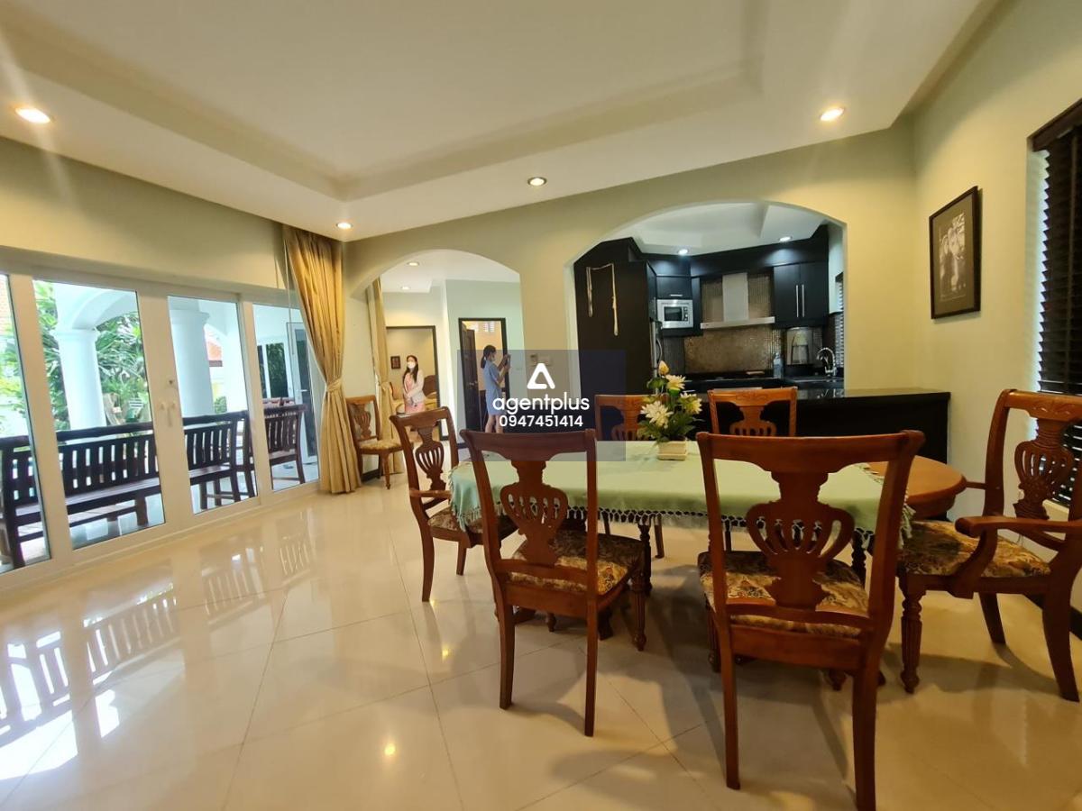 บ้านพูลวิลล่าใกล้ทะเลเพียง 400 เมตร นาจอมเทียน พัทยา ราคาพิเศษ