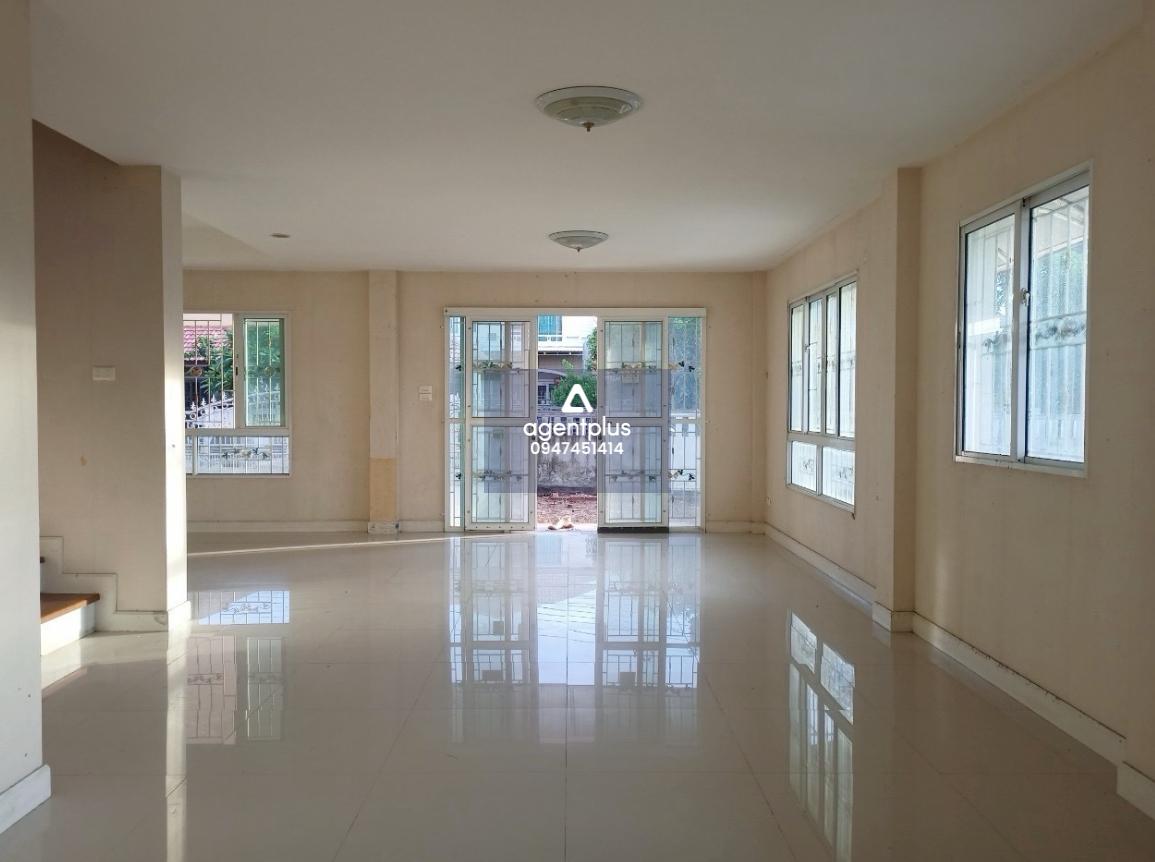 ชวนชื่น ซิตี้ เบลพาร์ค 2 วัชรพล – บ้านเดี่ยวหลังใหญ่ ทำเลเชื่อมต่อเมือง เดินทางง่าย ใกล้ทางด่วน!