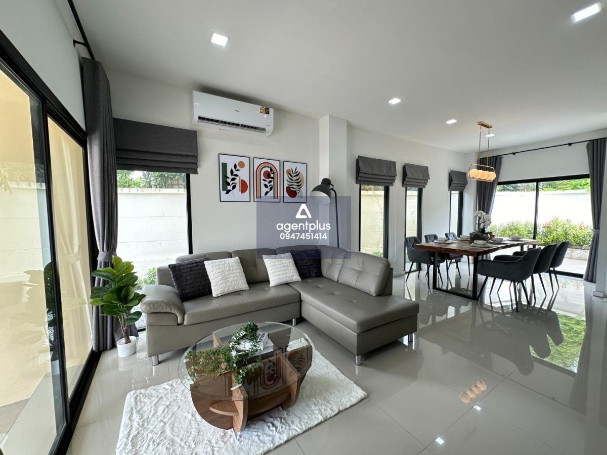 ทาวน์โฮมราคาพิเศษ ตกเเต่งครบพร้อมเข้าอยู่ Cicada Bouttque เมืองพัทยา