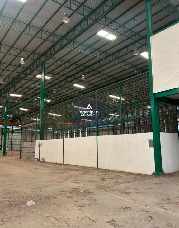 ให้เช่าโรงงานขนาดใหญ่ ติด ถ 304 โคราช อยู่อำเภอ ปักธงชัย จ นครราชสีมา