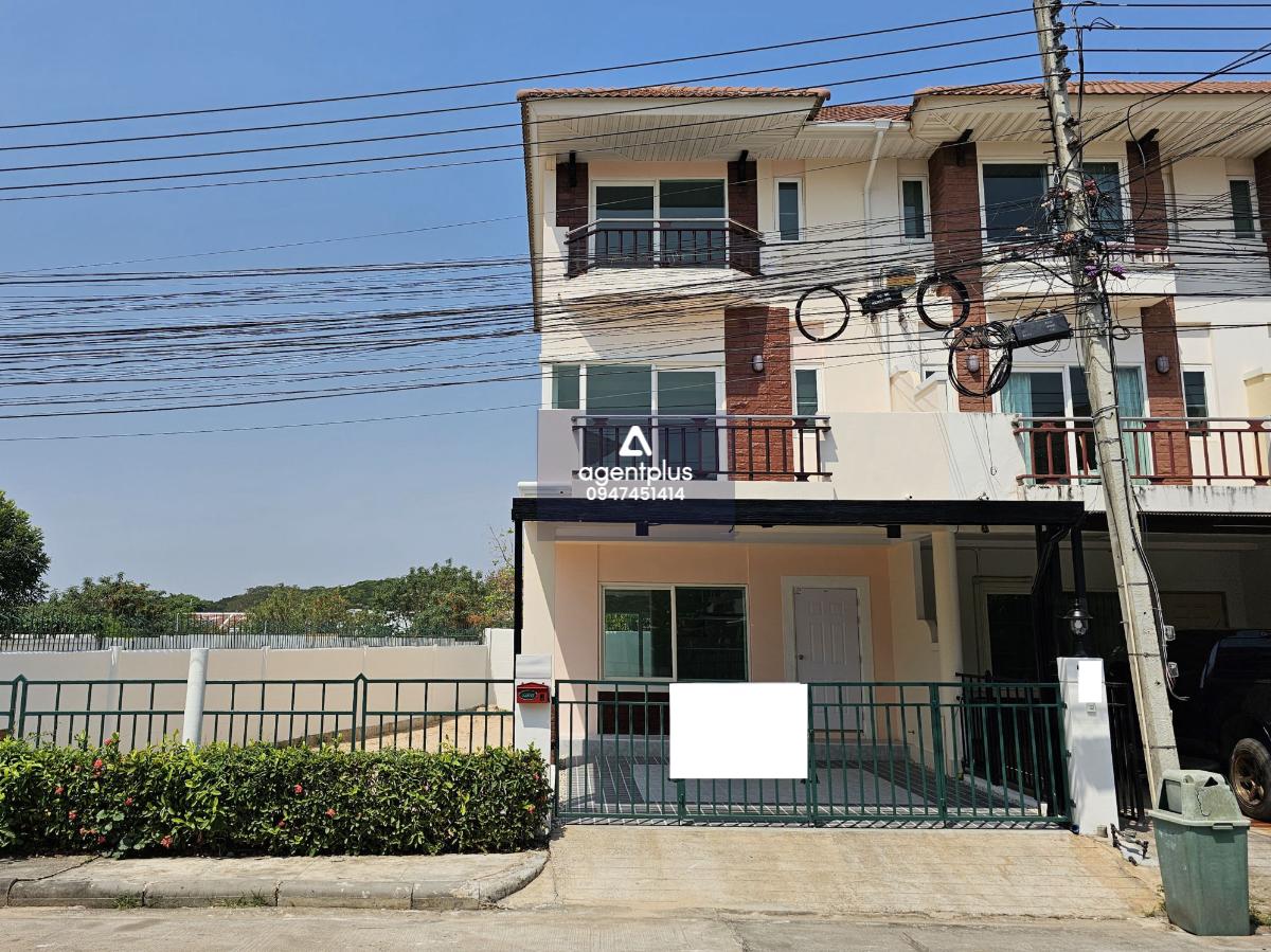 ขายทาวน์โฮม 3 ชั้น ศุภาลัย พาร์ควิลล์ ศรีจันทร์ ทำเลดี ใจกลางเมือง พื้นที่กว้าง ฟังก์ชันครบ เหมาะสำหรับอยู่อาศัยหรือทำโฮมออฟฟิศได้