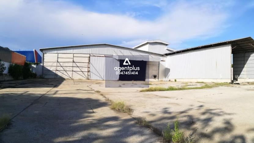 *ขายที่ดินพร้อมโกดัง และเครื่องอบข้าว