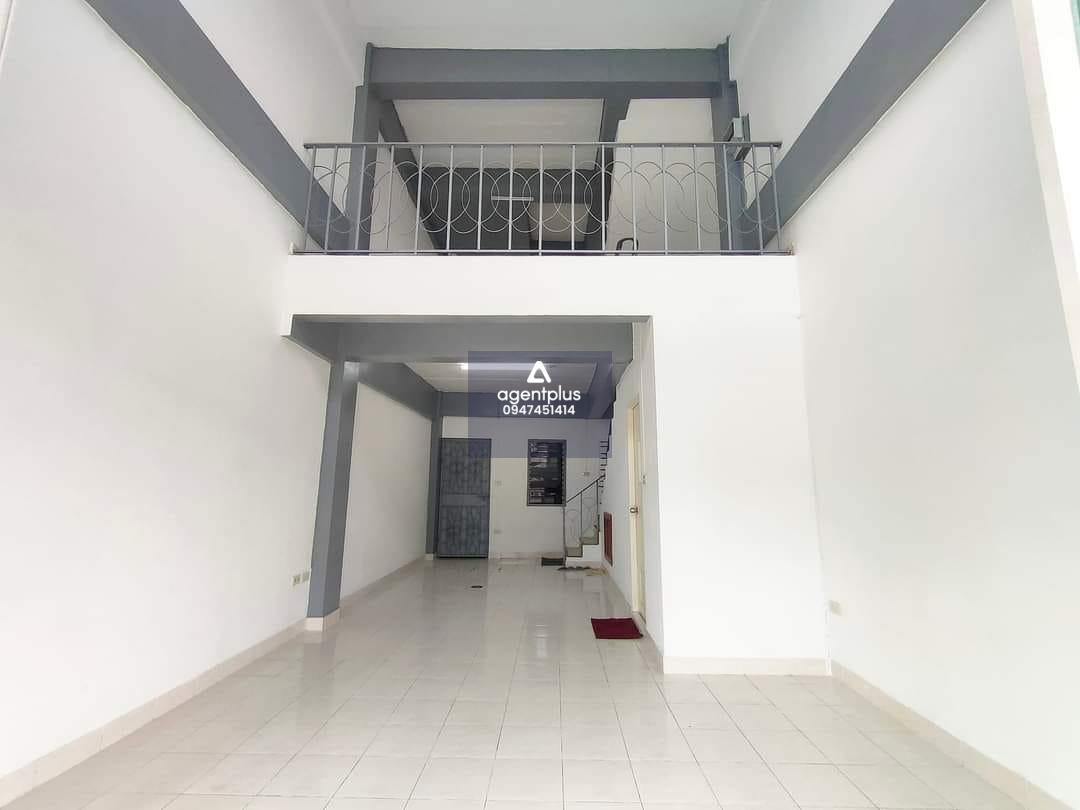 ขายอาคารพานิชย์  พัทยากลาง ซอยสยามคันทรี พร้อมอยู่ ทำธุรกิจได้ ติดถนน