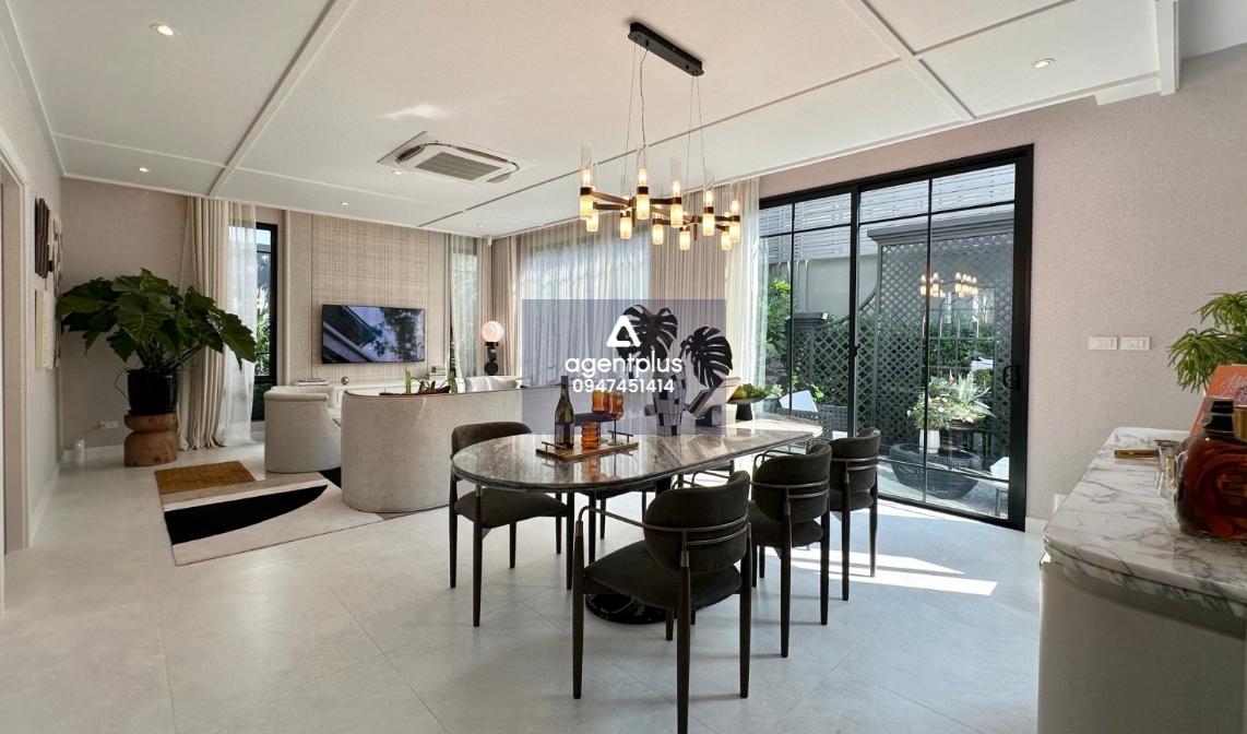 ขายบ้านเดี่ยวหรูสไตล์ Berlin Monochrome โครงการเศรษฐสิริ สะพานมหาเจษฎาบดินทร์ฯ