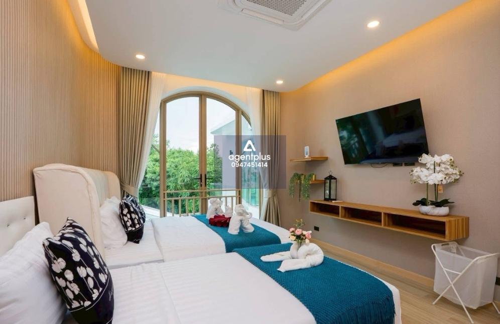 พูลวิลล่าหรูส่วนตัว สร้างใหม่‼️ใกล้หาดจอมเทียน เพียง2นาทีอยู่ด้านหลัง อาป๋าซีฟู๊ดทะเลเผา (บุฟเฟ่ต์ร้านดังของพัทยา) ถ.จอมเทียนสายสอง ห่างทะเลเพียง500เมตร