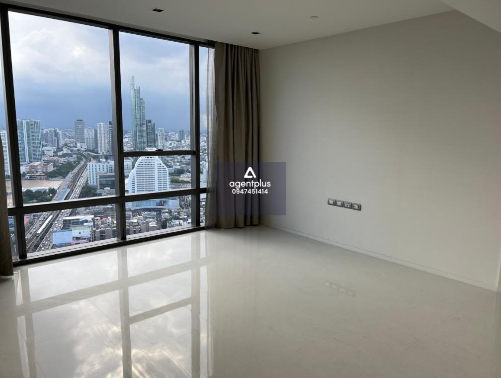 ขายคอนโดหรู เดอะ แบงค็อค สาทร  พร้อมอยู่ ทำเลดีใจกลางเมือง