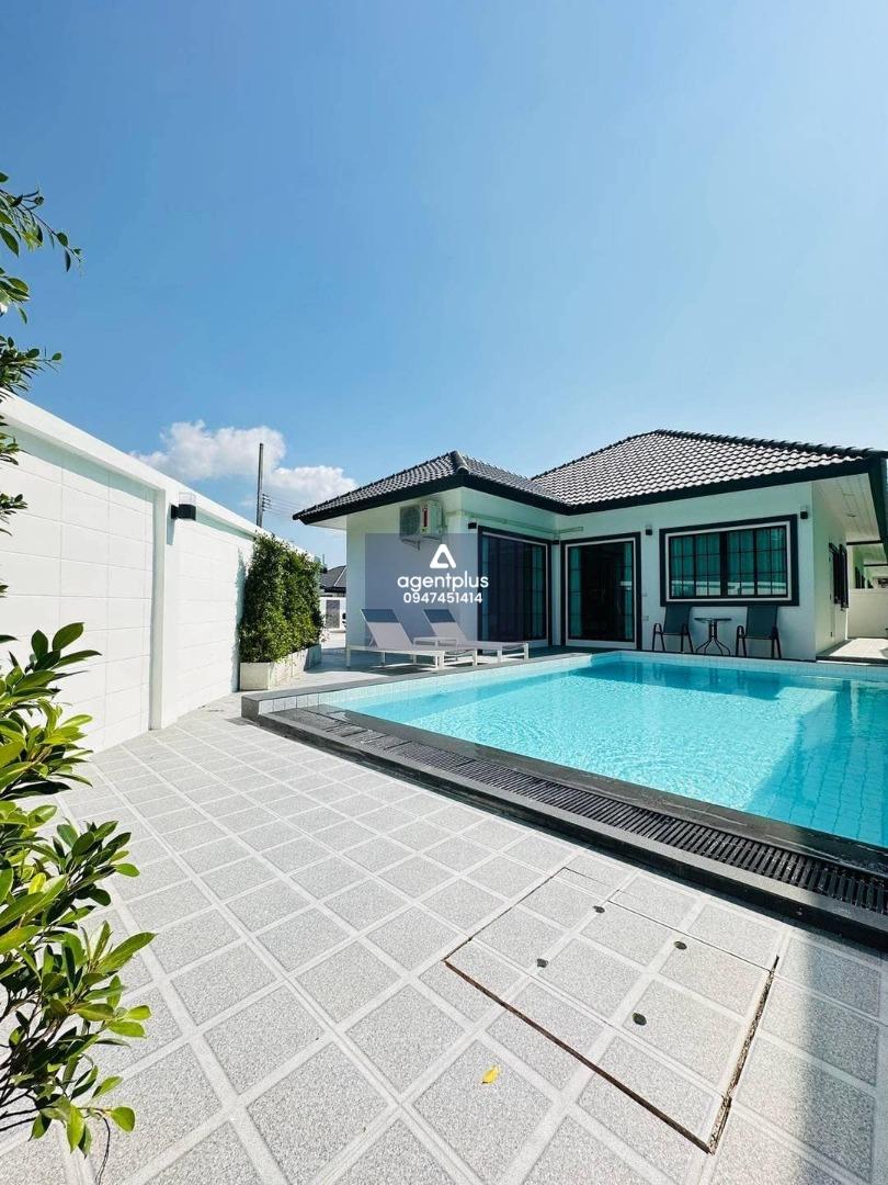 บ้านพูลวิลล่าราคาพิเศษ บ้านสวยพร้อมเข้าอยู่ บ้านสวยในโครงการ หมู่บ้านรัตนากรวิลเลจ 18 หนองปรือ พัทยา