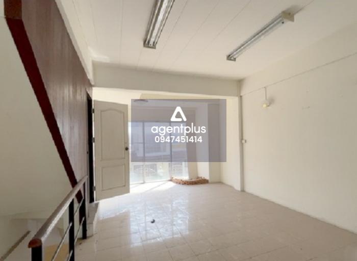 ขาย อาคารพาณิชย์ โครงการ แมกไม้ สุขาภิบาล 5