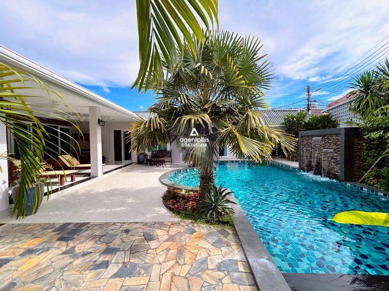 *ดีลพิเศษ! พูลวิลล่า 4 ห้องนอน รีโนเวทใหม่ ใกล้ปราสาทสัจธรรม เพียง 200 เมตรจากชายหาด