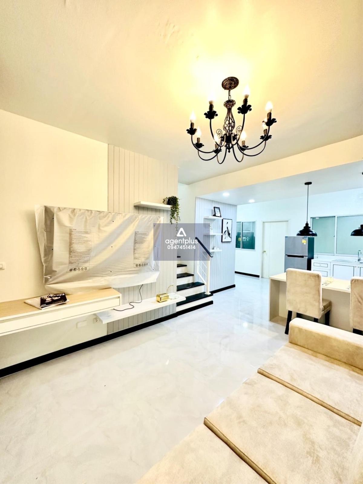 บ้านlสวยในโครงการ เขาน้อย พัทยา ชลบุรี