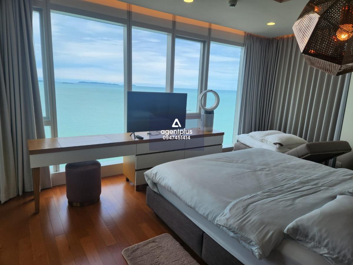 #ขายบีชฟร้อนท์ คอนโด เดอะ ปาล์ม วงศ์อมาตย์ บีช พัทยา  3 ห้องนอน 3 ห้องน้ำ วิวทะเล 