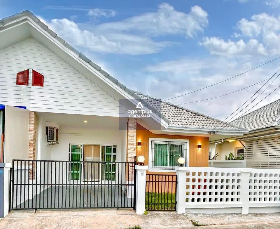 ขายบ้านแฝด เขาตาโลพัทยา