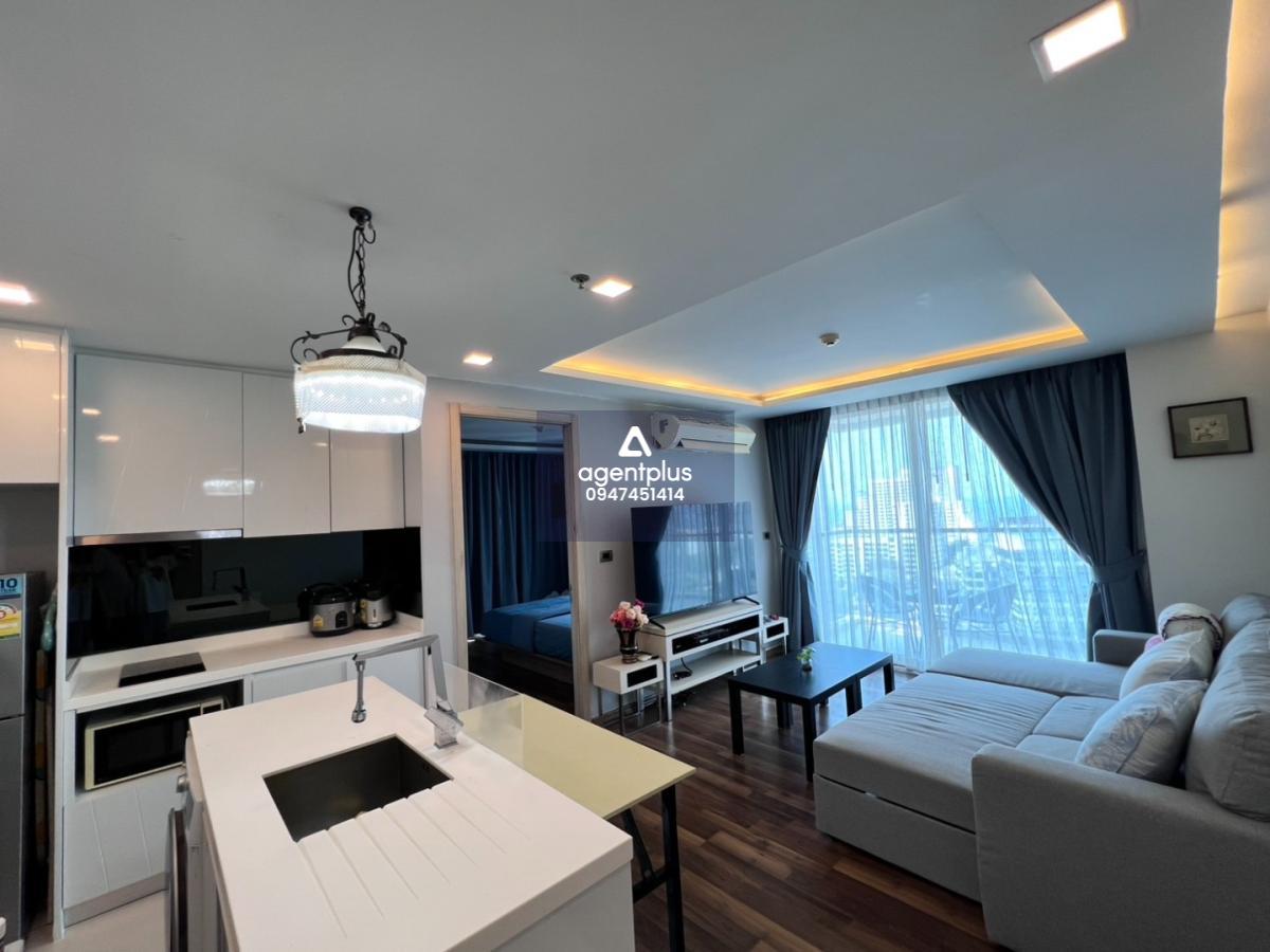 #ให้เช่าคอนโด วิวทะเล ไม่รับสัตว์เลี้ยง มีเครื่องซักผ้า เดอะ พีค ทาวเวอร์ พัทยา