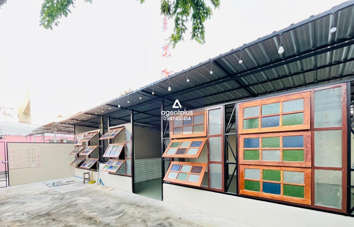 ให้เช่าร้านอาหารตกแต่งใหม่✨ ติดถนนในซอย ถนนพัทยากลาง