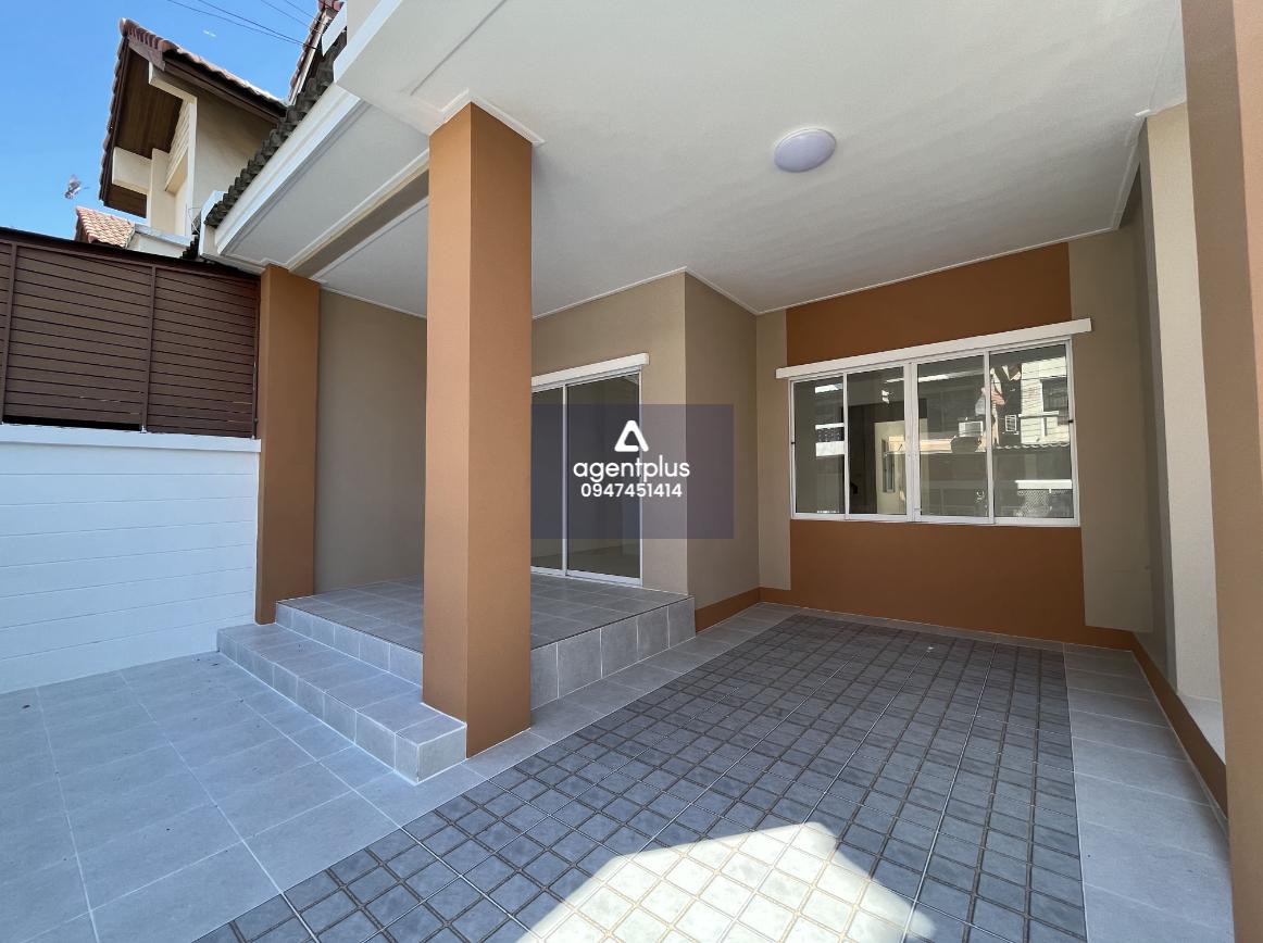 ขายด่วนบ้านเดี่ยว โครงการแดนทองวิลเลจ วัชรพล ปรับปรุงใหม่ พร้อมสาธารณูปโภคครบครัน เหมาะสำหรับครอบครัวที่มองหาความสะดวกสบายในการอยู่อาศัย